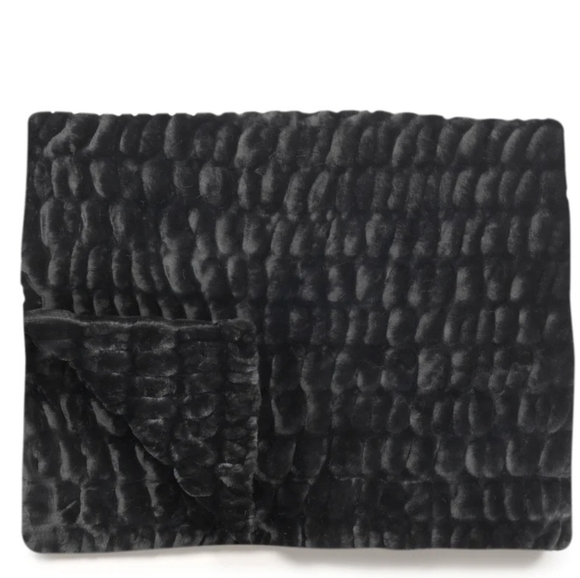 Loal Blanket Soft N'Stretchy collection - Picture 1 of 3